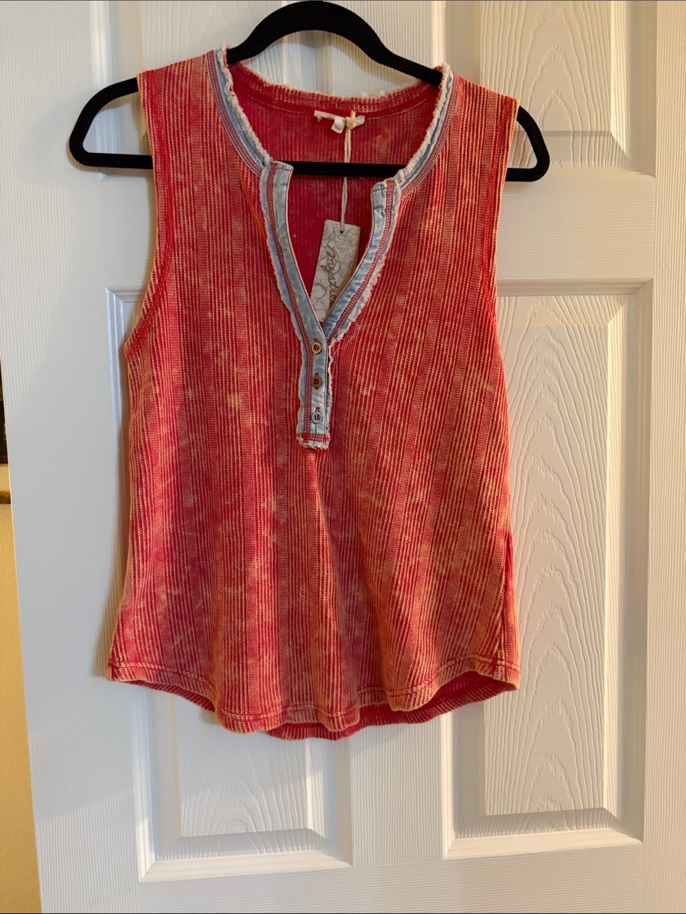 Mystree Women’s Sleeveless Red Henley Tank Top